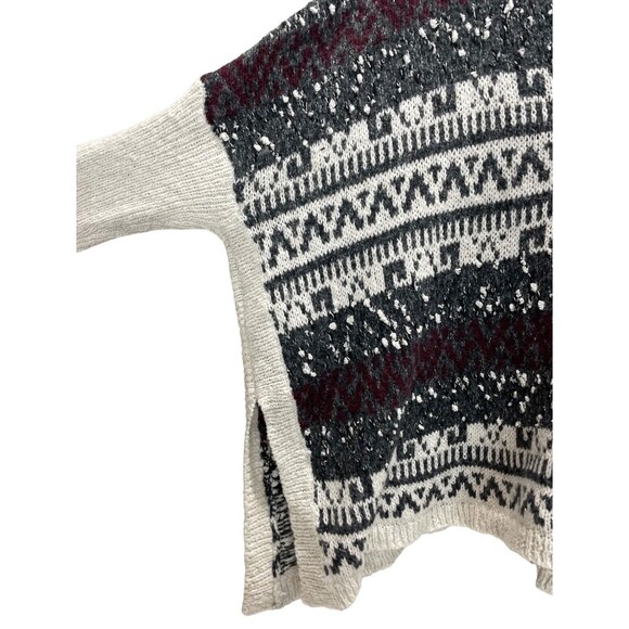 Hollister Women's Hooded Sweater Gray Aztec Poncho Style Size Small - Picture 4 of 8